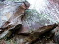 A Zöld-vízesés melletti sziklák Velnica kőbánya vízesés zuhatag